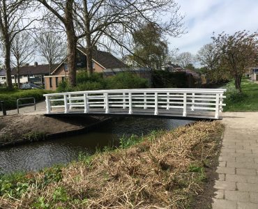 Obdam, voetgangersbrug