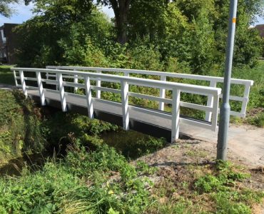 Venhuizen, fiets- en voetgangersbrug