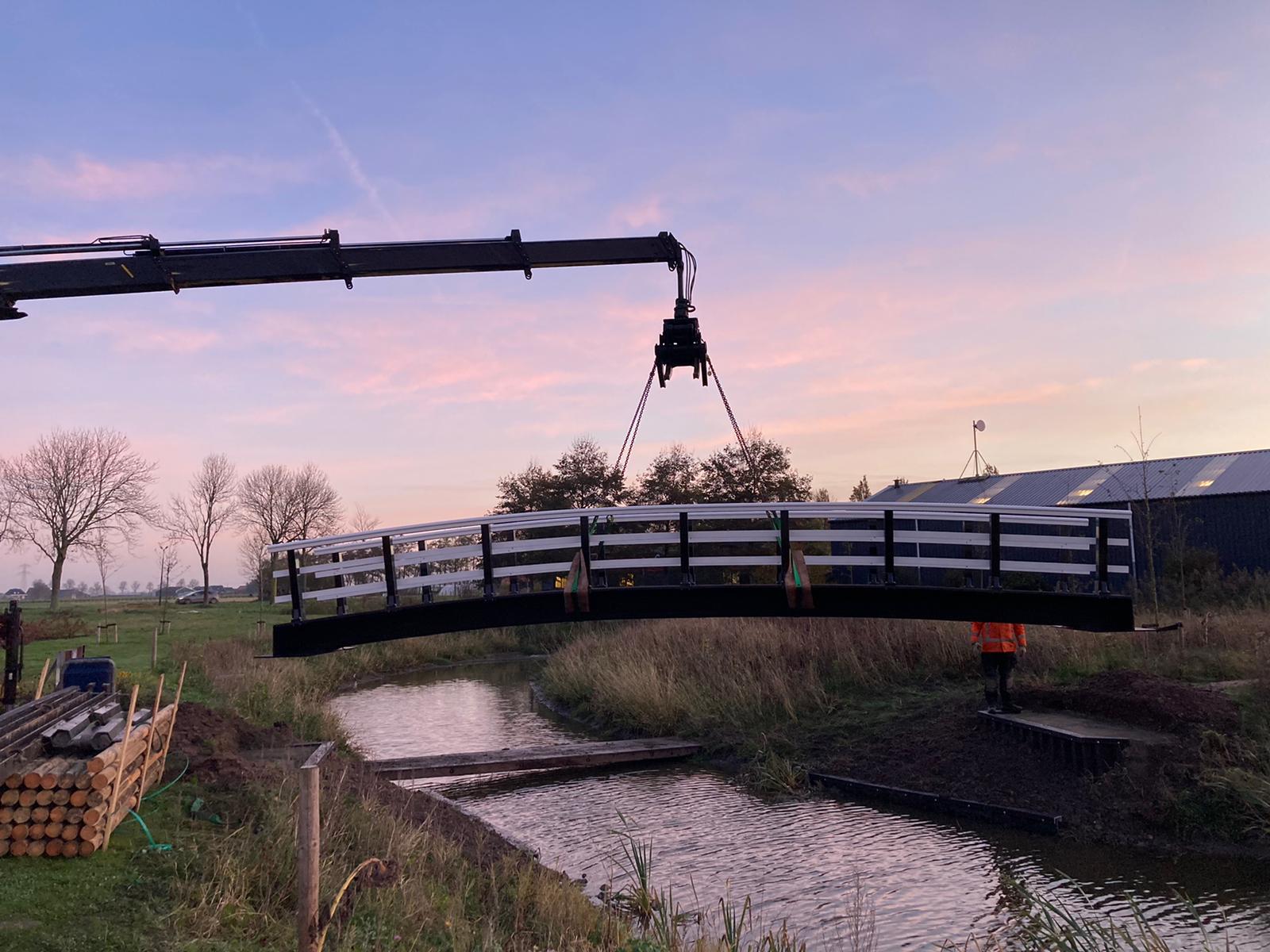 Plaatsing composiet brug