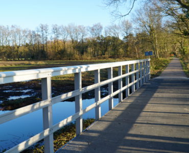 Zeegse, fiets- en voetgangersbrug