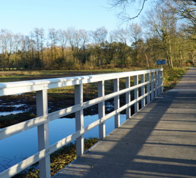 Zeegse, fiets- en voetgangersbrug